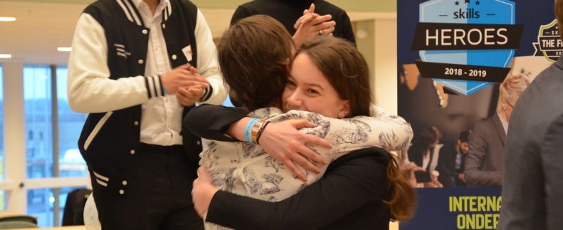 Onderwijscommissie Tweede Kamer feliciteert finalisten